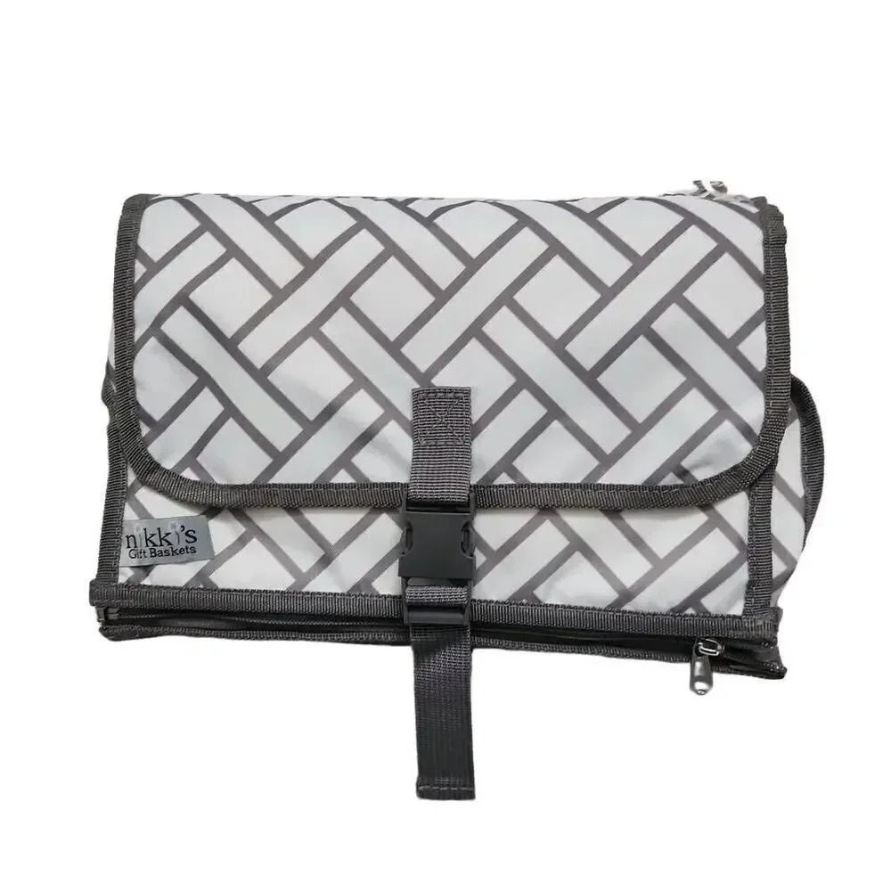New Nikkis Gift Baskets Roll up Organizer